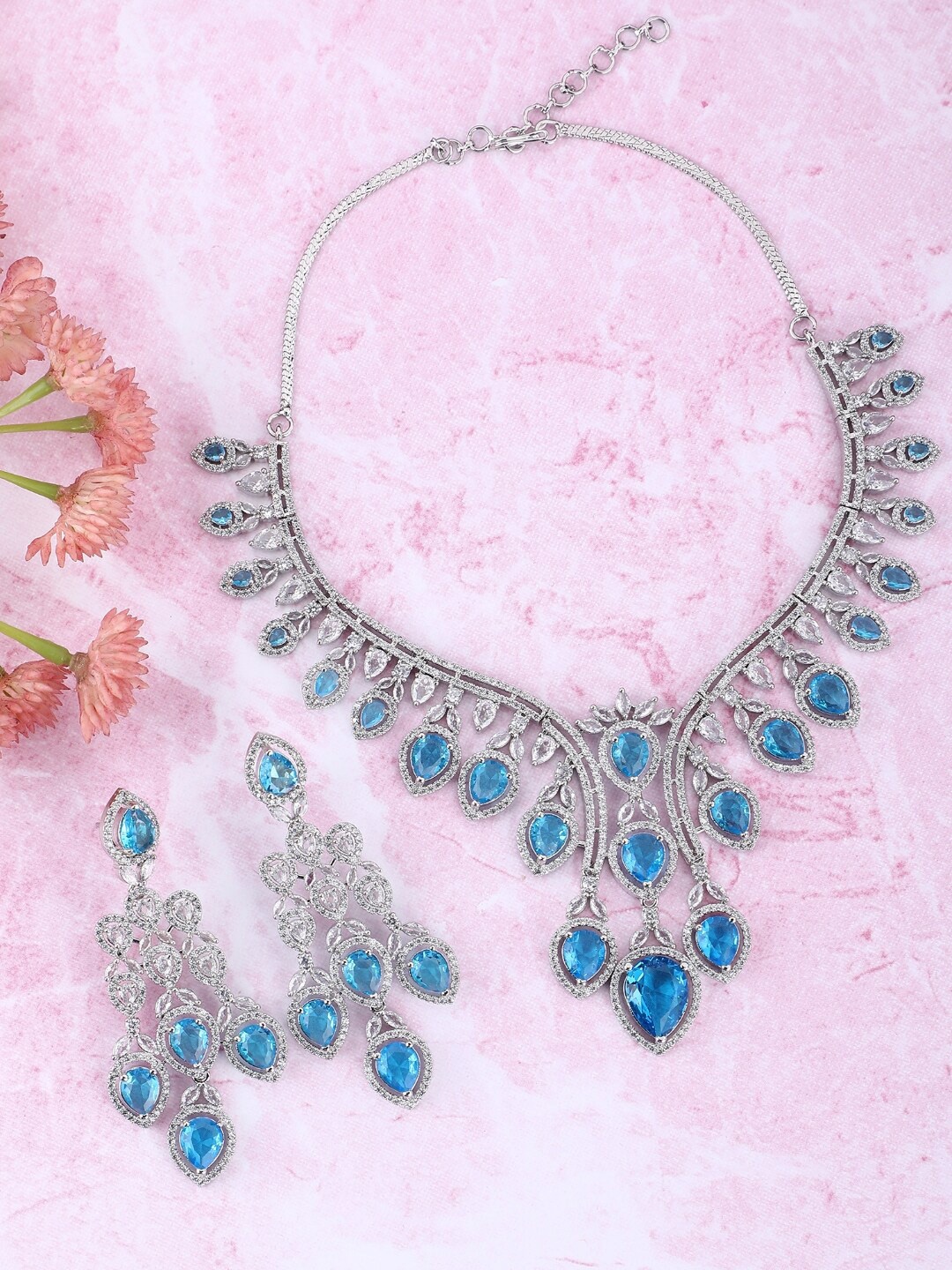 House of Pataudi Rhodium-Plated American Diamond Stone Studded Jewellery Set, Silver
House of Pataudi Rhodium-Plated American Diamond Stone Studded Jewellery Set, Silver