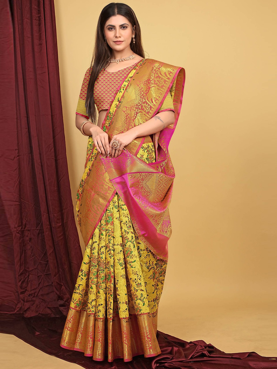 PATIALAPICKS Woven Design Zari Pure Silk Heavy Work Kanjeevaram Saree, Yellow
PATIALAPICKS Woven Design Zari Pure Silk Heavy Work Kanjeevaram Saree, Yellow