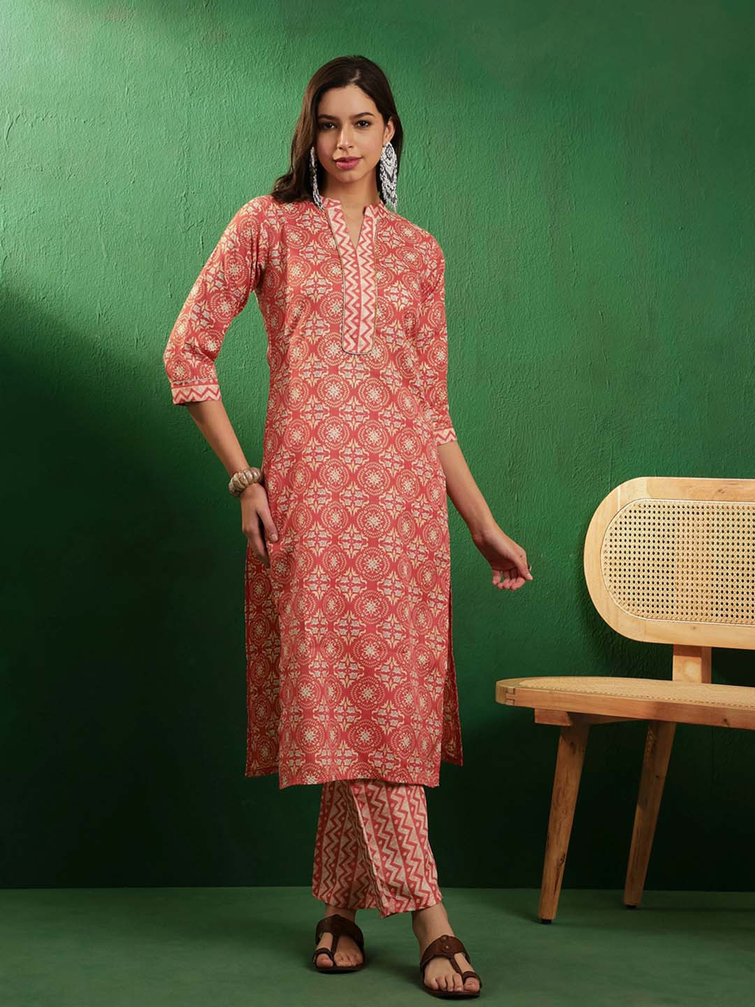 Sangria Floral Printed Round Neck Three-Quarter Sleeves Cotton Blend Kurta & Trousers Set, Rust
Sangria Floral Printed Round Neck Three-Quarter Sleeves Cotton Blend Kurta & Trousers Set, Rust