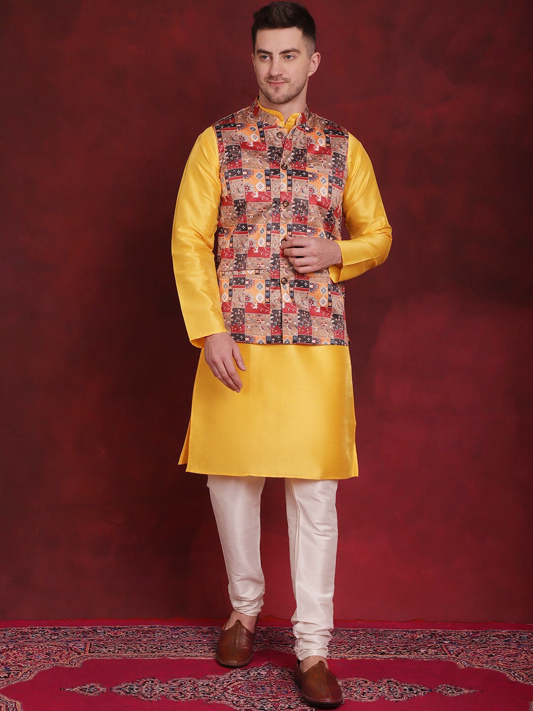 Jompers Floral Printed Mandarin Collar Knee Length Long Sleeves Kurta with Churidar, Yellow
Jompers Floral Printed Mandarin Collar Knee Length Long Sleeves Kurta with Churidar, Yellow