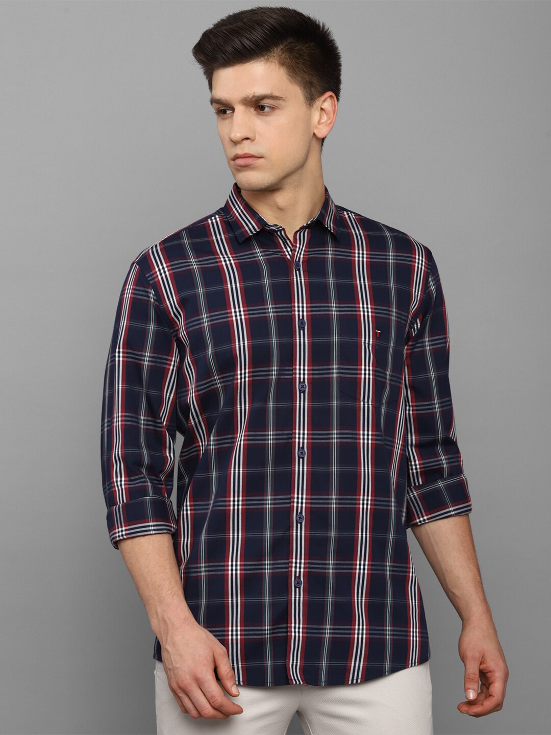 Louis Philippe Sport Cotton Slim Fit Tartan Checks Opaque Checked Casual Shirt, Navy blue
Louis Philippe Sport Cotton Slim Fit Tartan Checks Opaque Checked Casual Shirt, Navy blue