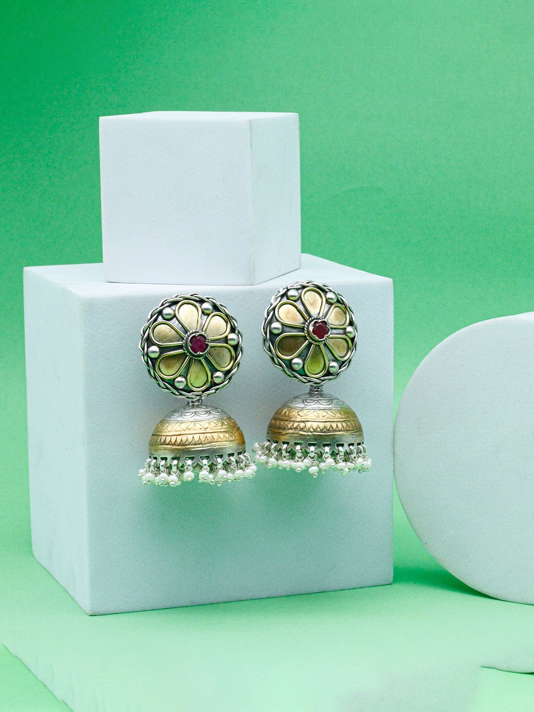 SANGEETA BOOCHRA Sterling Silver Gold Plated Cubic Zirconia Studded Contemporary Jhumkas
SANGEETA BOOCHRA Sterling Silver Gold Plated Cubic Zirconia Studded Contemporary Jhumkas
