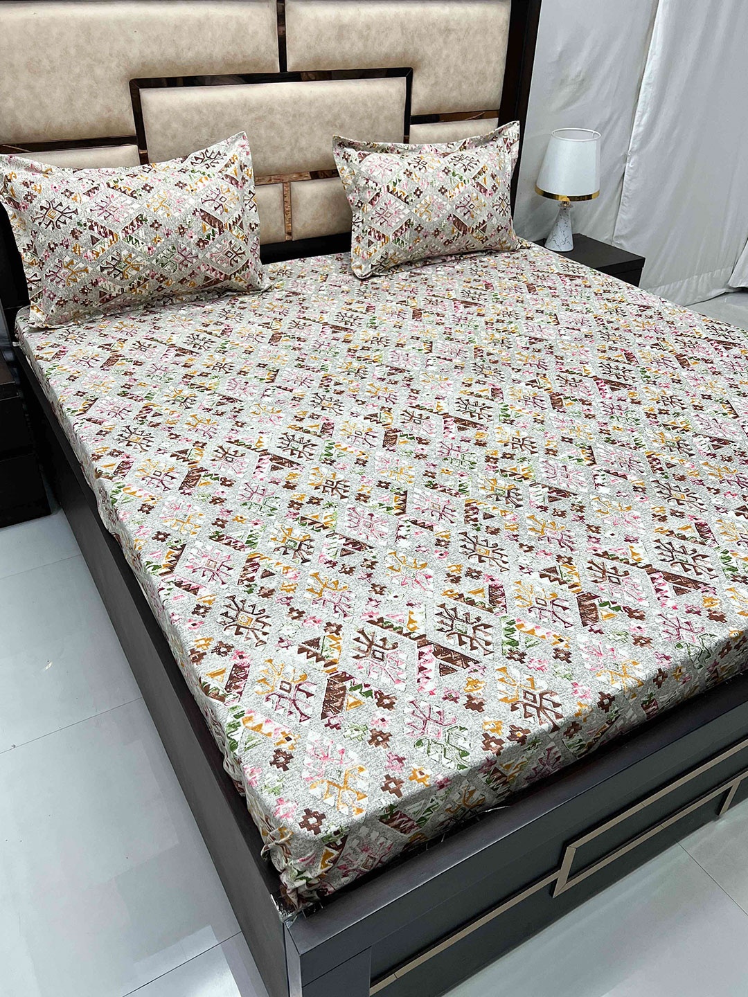 Pure Decor Cotton Queen Size Double Bedsheet With 2 Pillow Covers 2.28m X 2.54m, Grey
Pure Decor Cotton Queen Size Double Bedsheet With 2 Pillow Covers 2.28m X 2.54m, Grey
