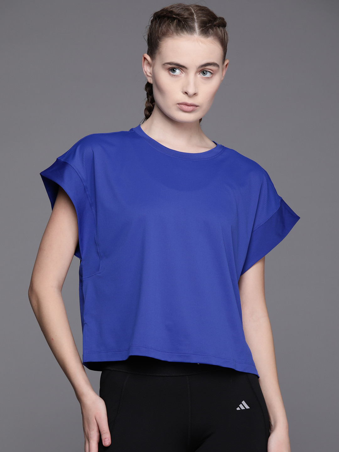 ADIDAS Studio Aeroready & Moisture Wicking Self Striped Extended Sleeves Yoga T-shirt, Blue
ADIDAS Studio Aeroready & Moisture Wicking Self Striped Extended Sleeves Yoga T-shirt, Blue