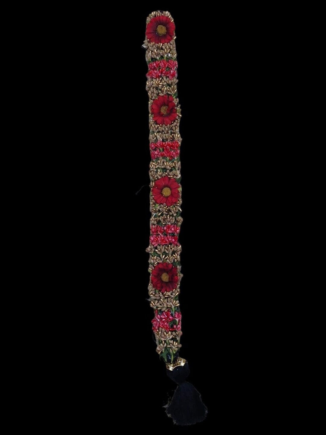 VAGHBHATT Bharatanatyam Poola Jadalu Kunjalam Billalu Traditional Hair Braid For Weddings, Red
VAGHBHATT Bharatanatyam Poola Jadalu Kunjalam Billalu Traditional Hair Braid For Weddings, Red