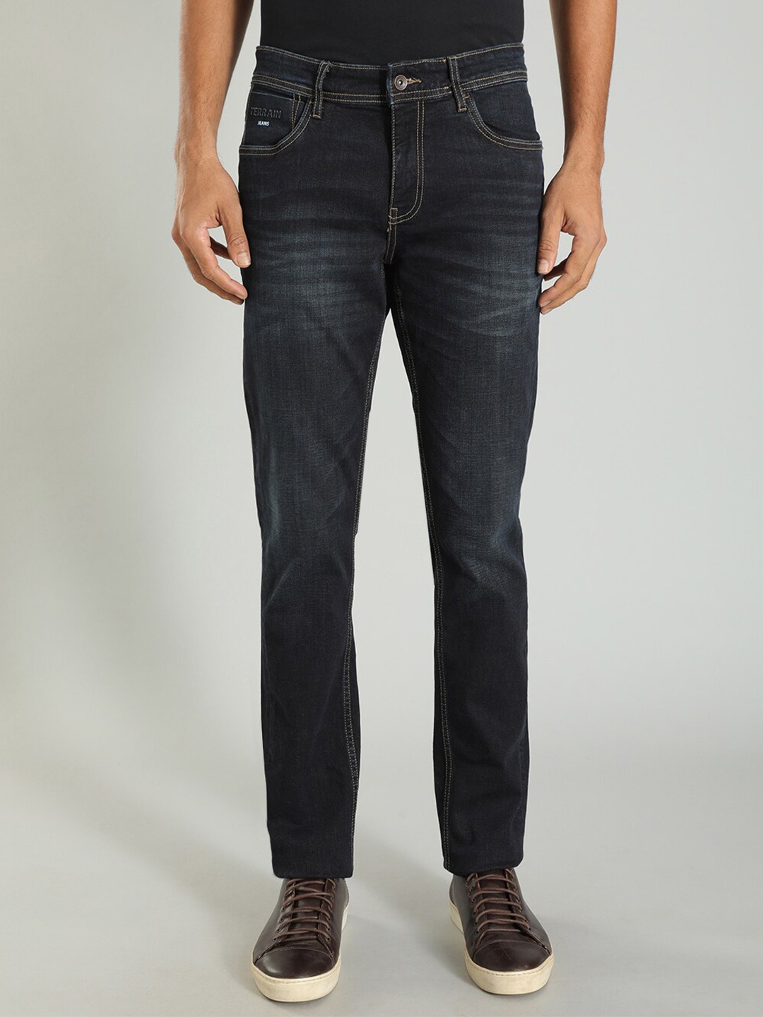 Indian Terrain Men Brooklyn Slim Fit Clean Look Stretchable Jeans, Navy blue
Indian Terrain Men Brooklyn Slim Fit Clean Look Stretchable Jeans, Navy blue