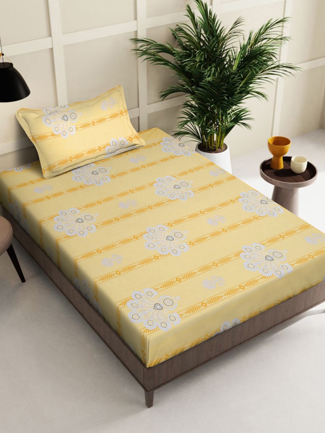 KLOTTHE Yellow & White Ethnic Motifs Cotton 400 TC Fitted Single Bedsheet & Pillow Cover
KLOTTHE Yellow & White Ethnic Motifs Cotton 400 TC Fitted Single Bedsheet & Pillow Cover