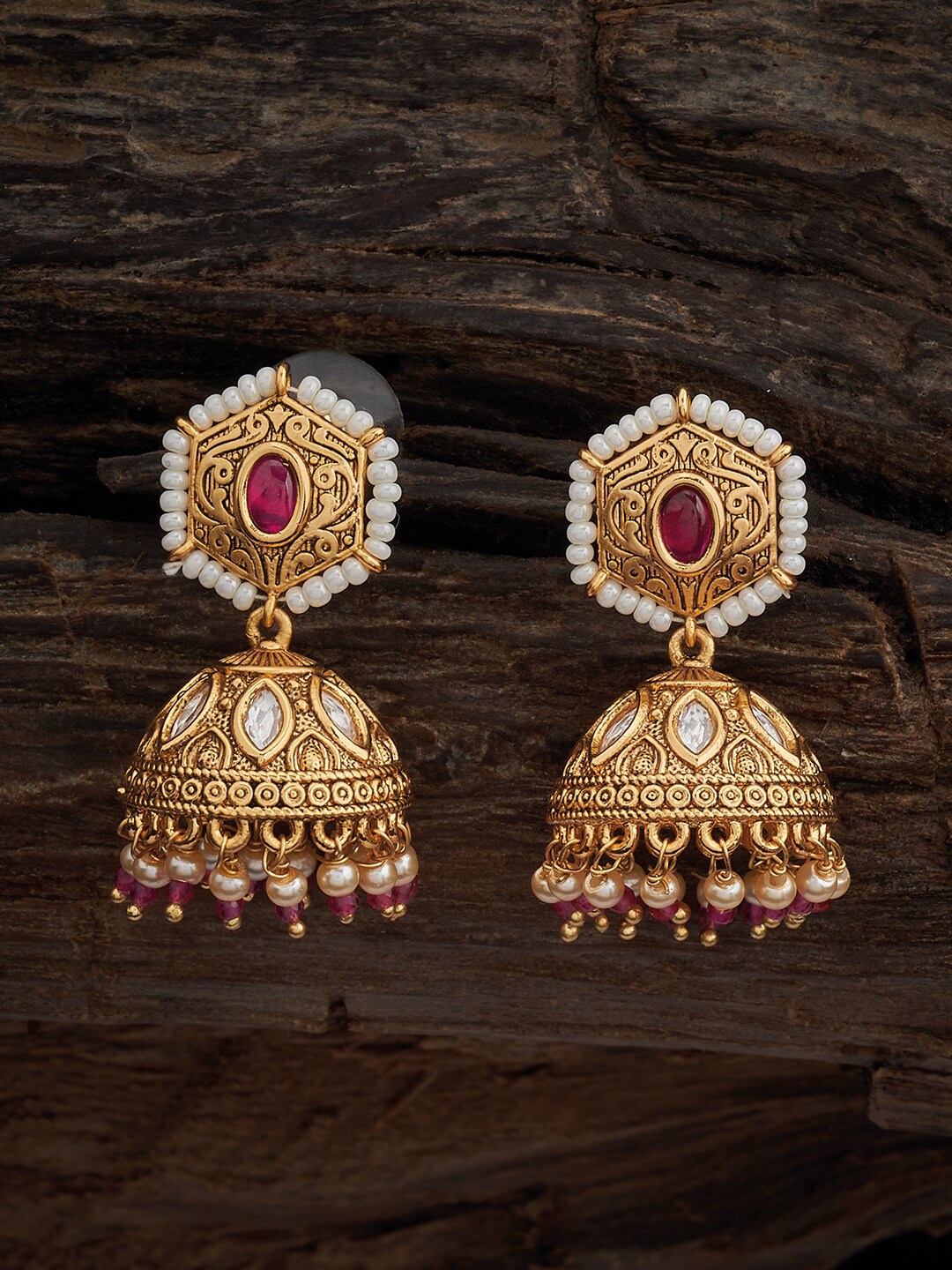 Kushal's Fashion Jewellery Gold-Plated Stones Studded & Beads Beaded Dome Shaped Jhumkas
Kushal's Fashion Jewellery Gold-Plated Stones Studded & Beads Beaded Dome Shaped Jhumkas