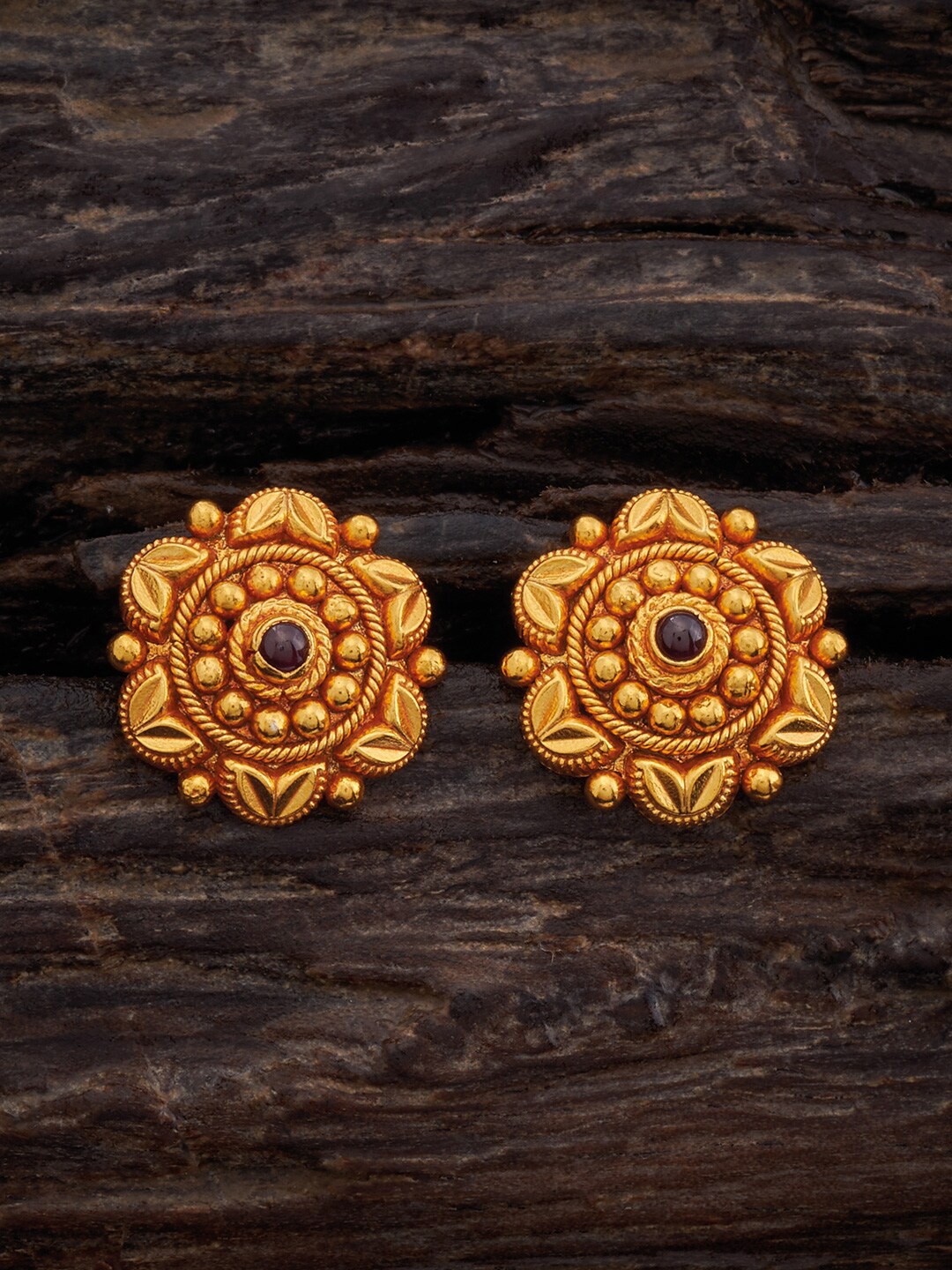Kushal's Fashion Jewellery 92.5 Pure Silver Stone-Studded Classic Studs Earrings, Gold
Kushal's Fashion Jewellery 92.5 Pure Silver Stone-Studded Classic Studs Earrings, Gold