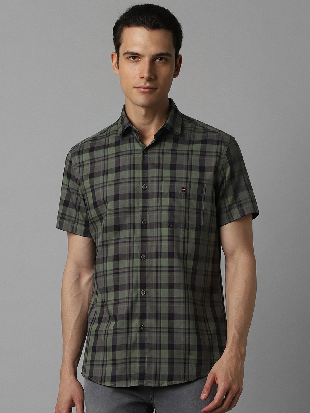 Louis Philippe Sport Spread Collar Slim Fit Tartan Checks Cotton Opaque Casual Shirt, Green
Louis Philippe Sport Spread Collar Slim Fit Tartan Checks Cotton Opaque Casual Shirt, Green