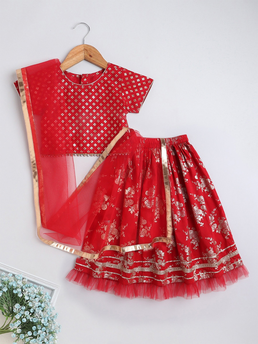 The Magic Wand Girls Floral Printed Ready to Wear Lehenga & Blouse With Dupatta, Red
The Magic Wand Girls Floral Printed Ready to Wear Lehenga & Blouse With Dupatta, Red