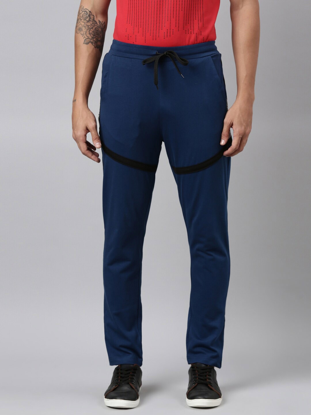 DIXCY SCOTT Men Printed High Rise Straight Length with Side Pocket Track Pants, Navy blue
DIXCY SCOTT Men Printed High Rise Straight Length with Side Pocket Track Pants, Navy blue