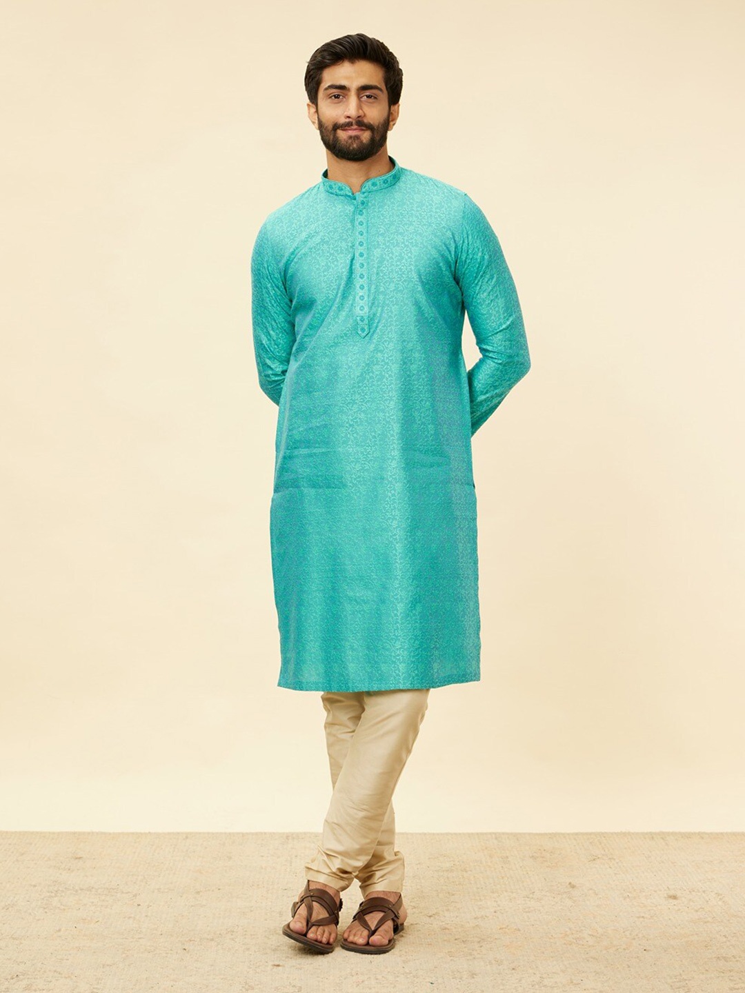 Manyavar Mandarin Collar Long Sleeves Floral Thread Work Straight Kurta with Pyjamas, Blue
Manyavar Mandarin Collar Long Sleeves Floral Thread Work Straight Kurta with Pyjamas, Blue