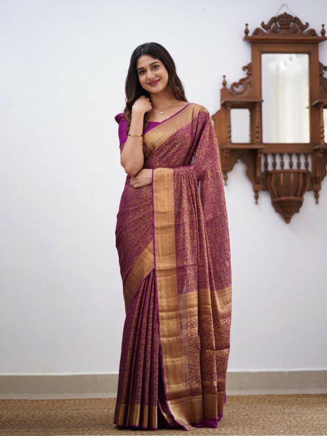 FABIAN FASHION Ethnic Motifs Woven Design Zari Silk Cotton Kanjeevaram Saree, Purple
FABIAN FASHION Ethnic Motifs Woven Design Zari Silk Cotton Kanjeevaram Saree, Purple