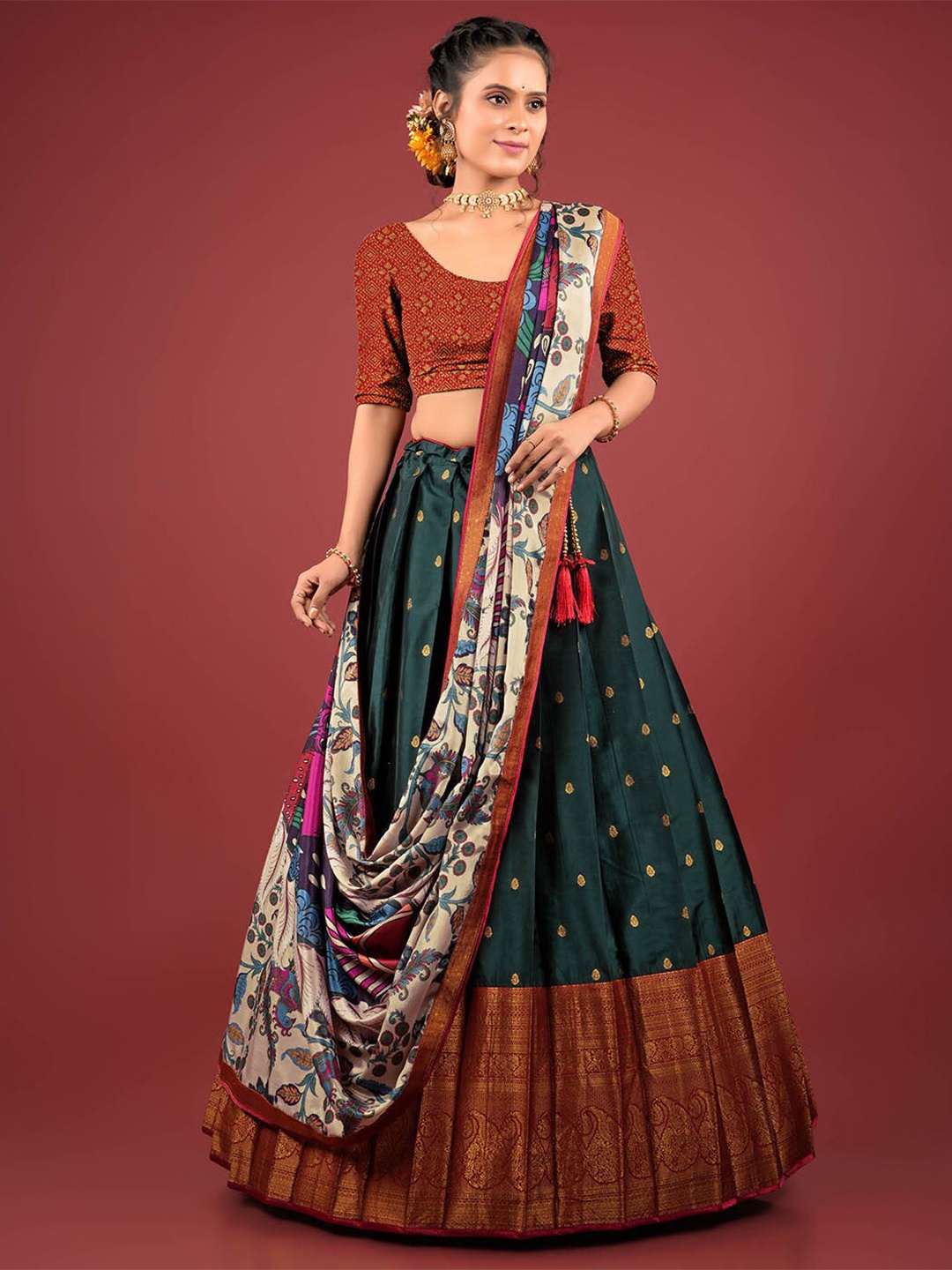 HALFSAREE STUDIO Woven Design Semi-Stitched Lehenga & Unstitched Blouse With Dupatta, Green
HALFSAREE STUDIO Woven Design Semi-Stitched Lehenga & Unstitched Blouse With Dupatta, Green