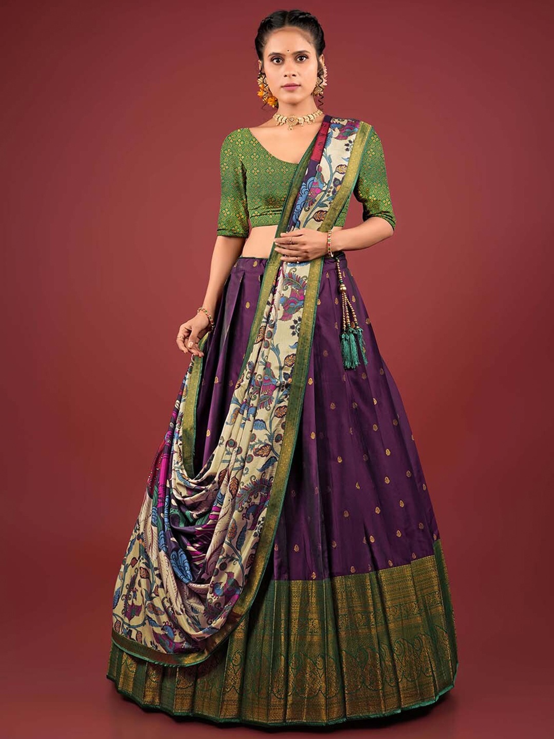HALFSAREE STUDIO Woven Design Semi-Stitched Lehenga & Unstitched Blouse With Dupatta, Purple
HALFSAREE STUDIO Woven Design Semi-Stitched Lehenga & Unstitched Blouse With Dupatta, Purple