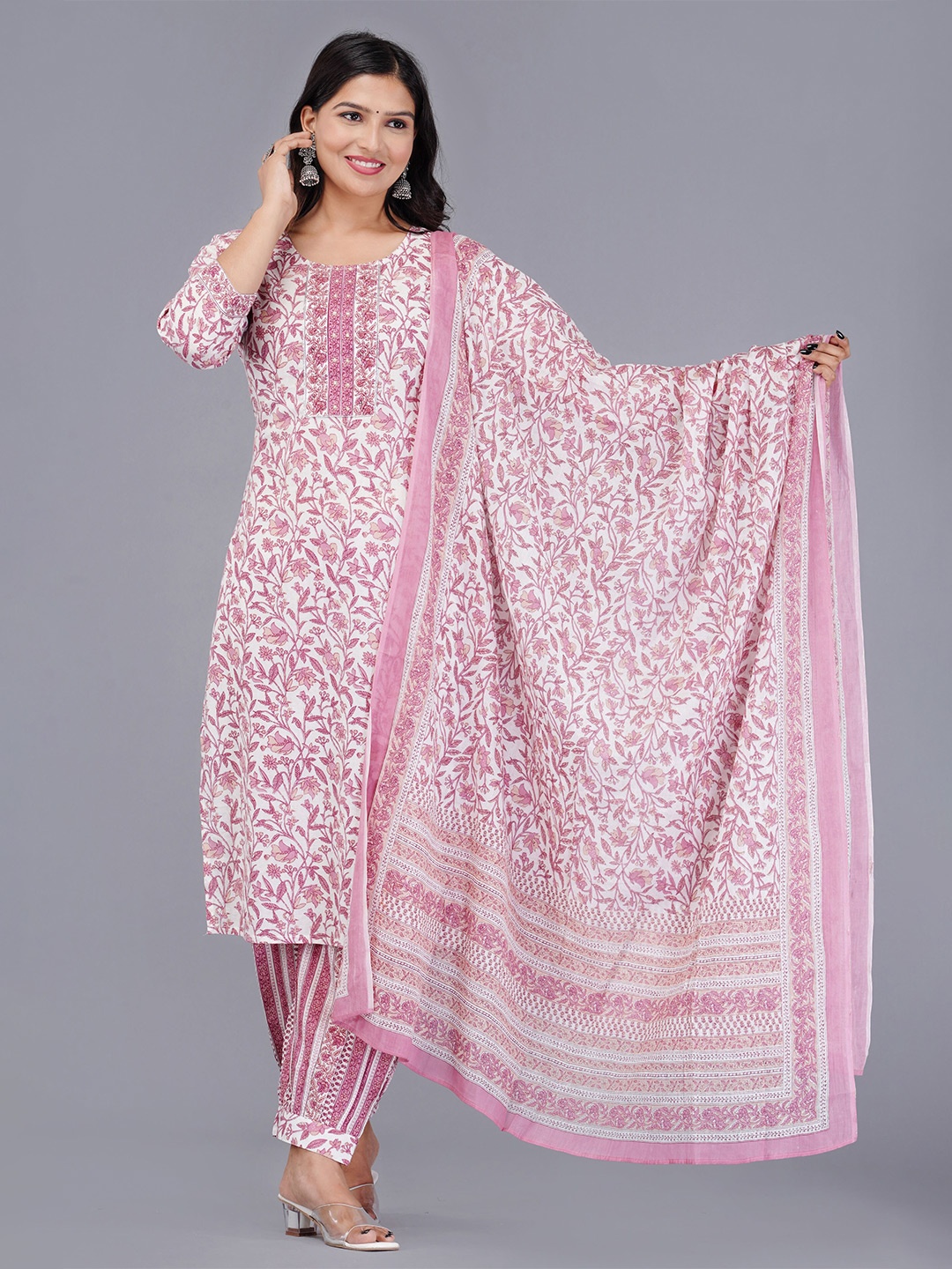 KALINI Floral Printed Beads and Stones Detailed Pure Cotton Kurta with Patiala & Dupatta, Pink
KALINI Floral Printed Beads and Stones Detailed Pure Cotton Kurta with Patiala & Dupatta, Pink