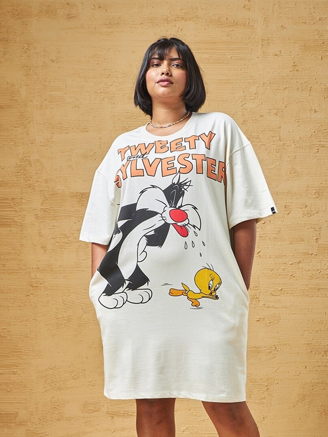 Bewakoof Plus Graphic Printed Cotton Mandarin Collar Straight A-Line Shirt Dress, Beige
Bewakoof Plus Graphic Printed Cotton Mandarin Collar Straight A-Line Shirt Dress, Beige