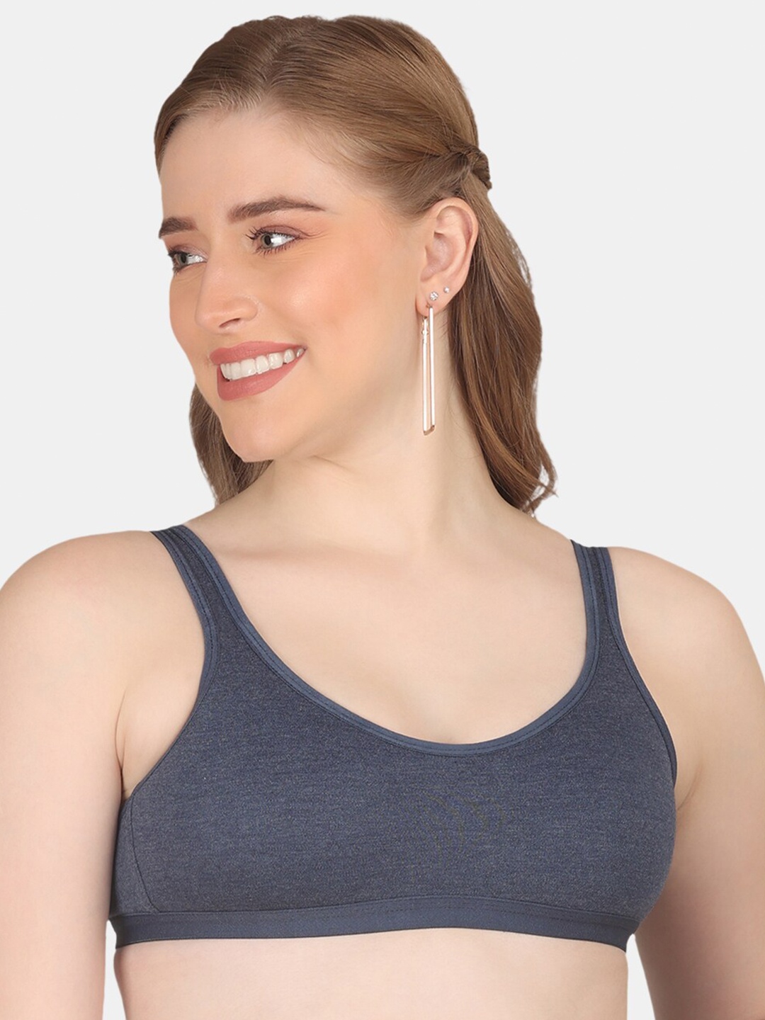 POOJA RAGENEE Full Coverage Non Padded Cotton Workout Bra With All Day Comfort, Navy blue
POOJA RAGENEE Full Coverage Non Padded Cotton Workout Bra With All Day Comfort, Navy blue