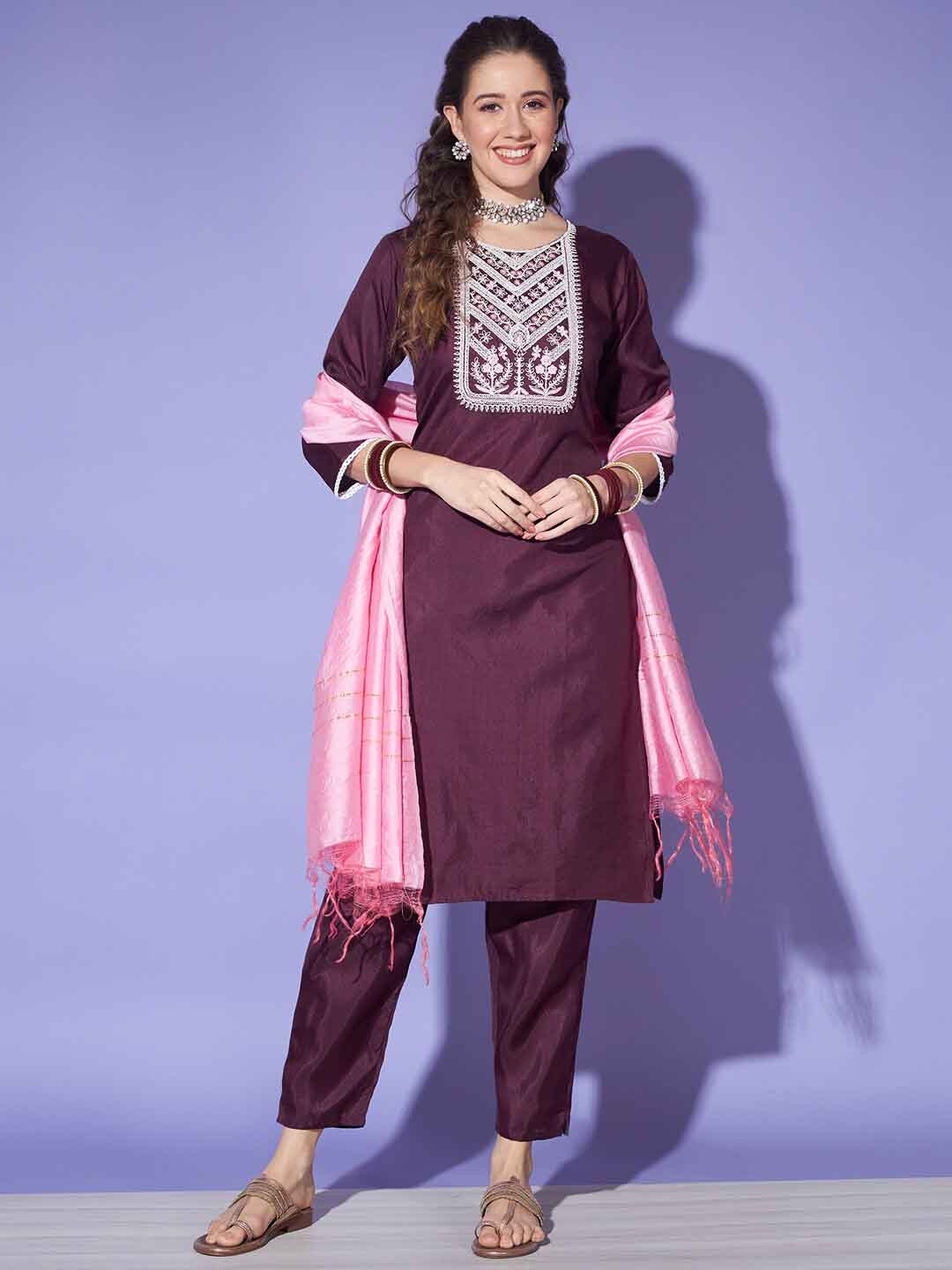 Angroop Floral Yoke Design Regular Thread Work Kurta With Trousers & Dupatta, Purple
Angroop Floral Yoke Design Regular Thread Work Kurta With Trousers & Dupatta, Purple