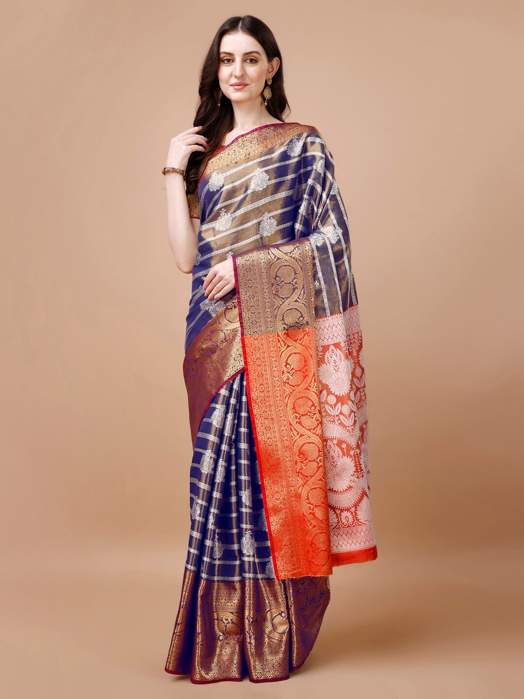 JUST FASHION Ethnic Motifs Woven Design Zari Kanjeevaram Saree, Navy blue
JUST FASHION Ethnic Motifs Woven Design Zari Kanjeevaram Saree, Navy blue