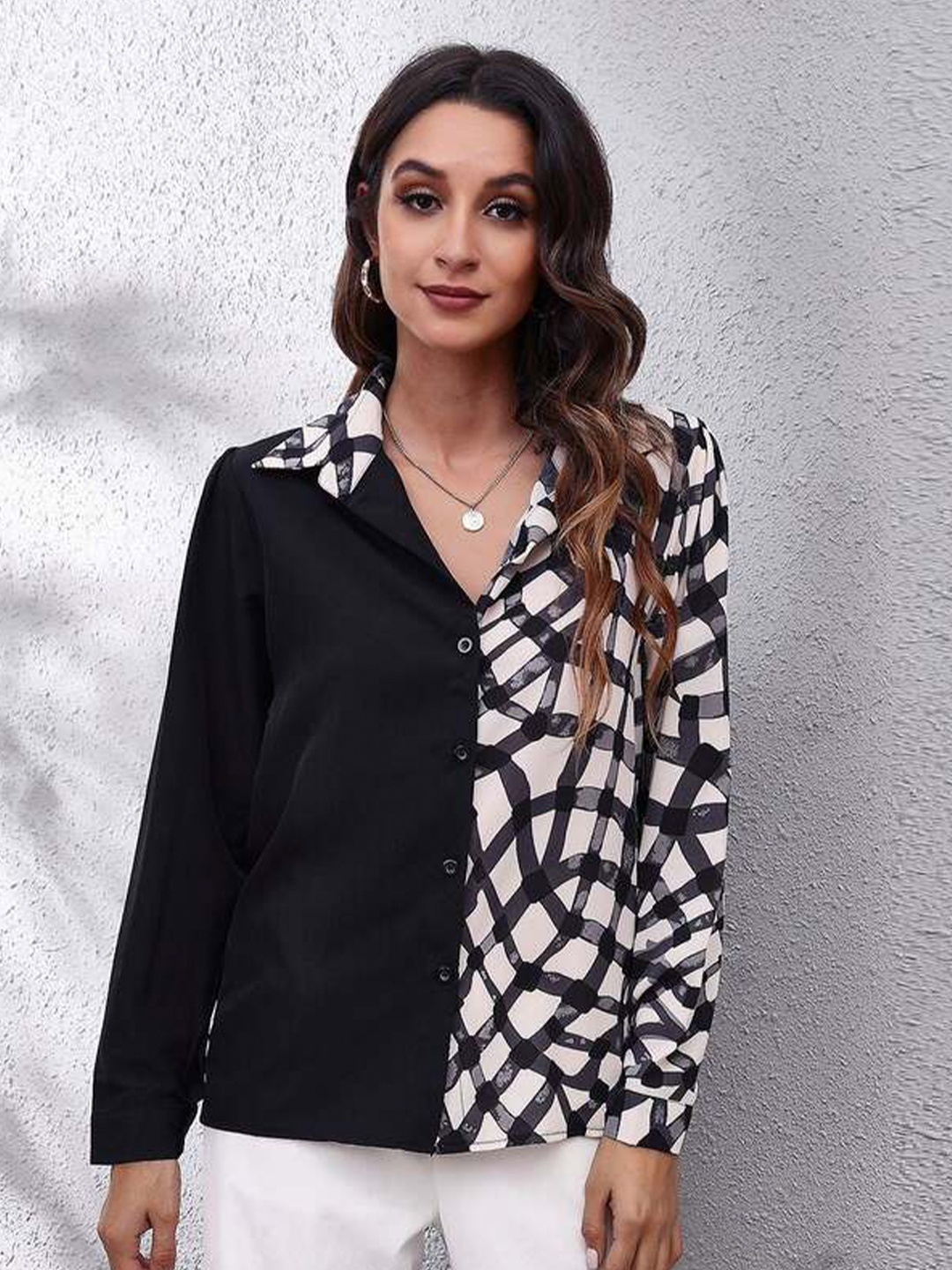 DressBerry White & Black Abstract Printed Shirt Collar Opaque Shirt Style Top
DressBerry White & Black Abstract Printed Shirt Collar Opaque Shirt Style Top