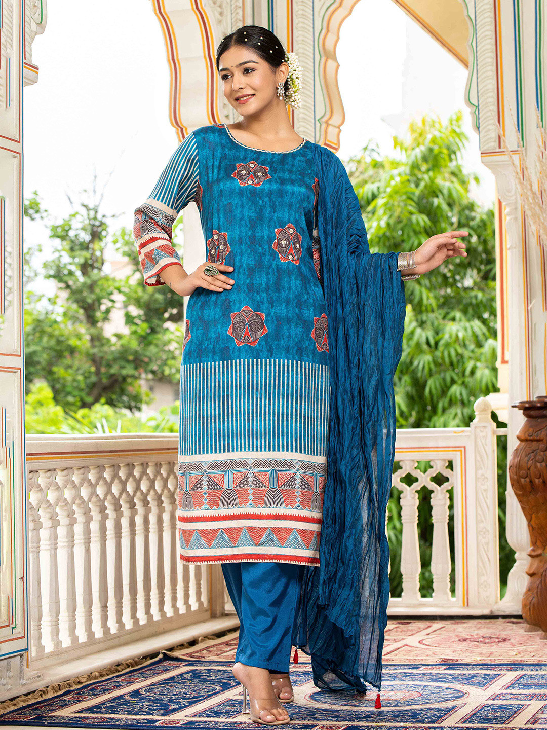 PRATAP SONS Ethnic Motifs Printed Beads & Stones Round Neck Kurta With Pant & Dupatta, Blue
PRATAP SONS Ethnic Motifs Printed Beads & Stones Round Neck Kurta With Pant & Dupatta, Blue