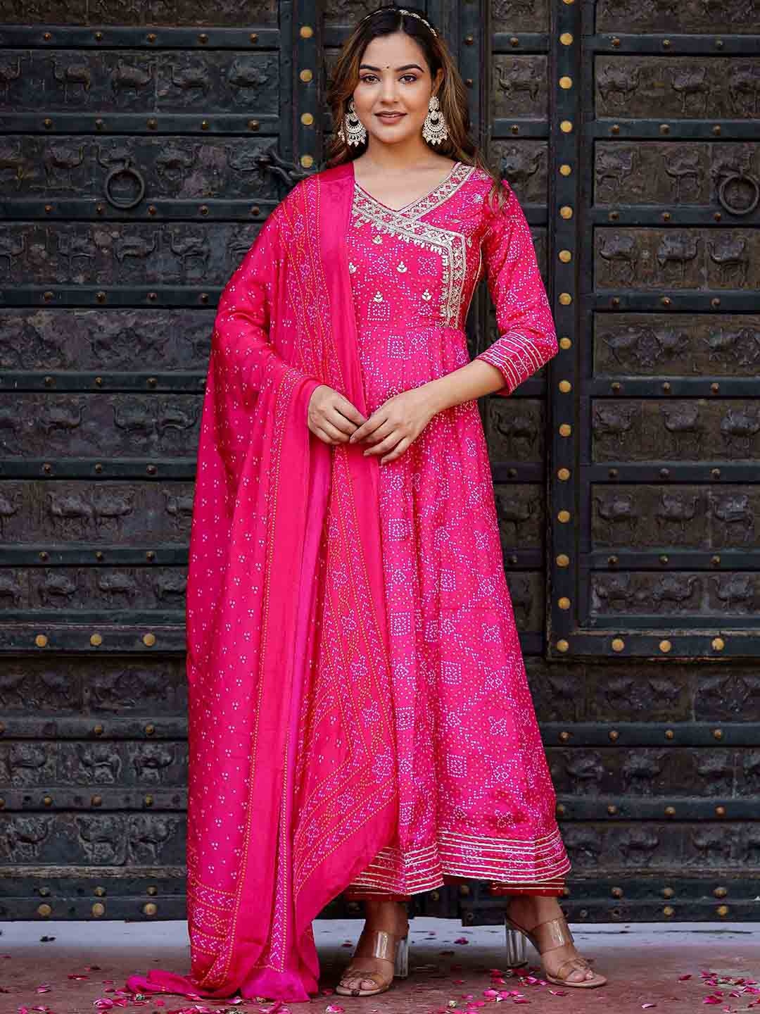 PRATAP SONS Bandhani Printed Sequinned V-Neck Pure Silk Angrakha Kurta With Pant & Dupatta, Pink
PRATAP SONS Bandhani Printed Sequinned V-Neck Pure Silk Angrakha Kurta With Pant & Dupatta, Pink