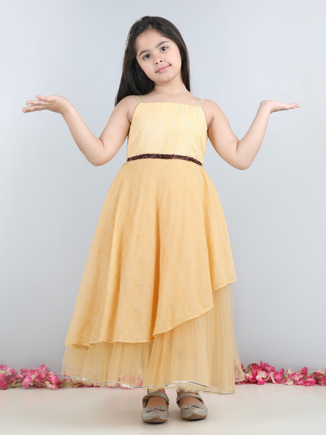 Toy Balloon kids Girls Self Design Shoulder Straps Fit and Flare Maxi Dress, Gold
Toy Balloon kids Girls Self Design Shoulder Straps Fit and Flare Maxi Dress, Gold