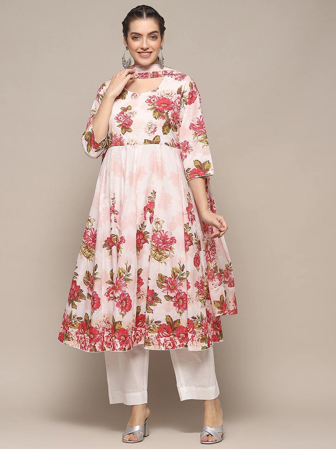 Biba Floral Printed Round Neck Pure Cotton Kurta with Palazzos & With Dupatta, Off white
Biba Floral Printed Round Neck Pure Cotton Kurta with Palazzos & With Dupatta, Off white