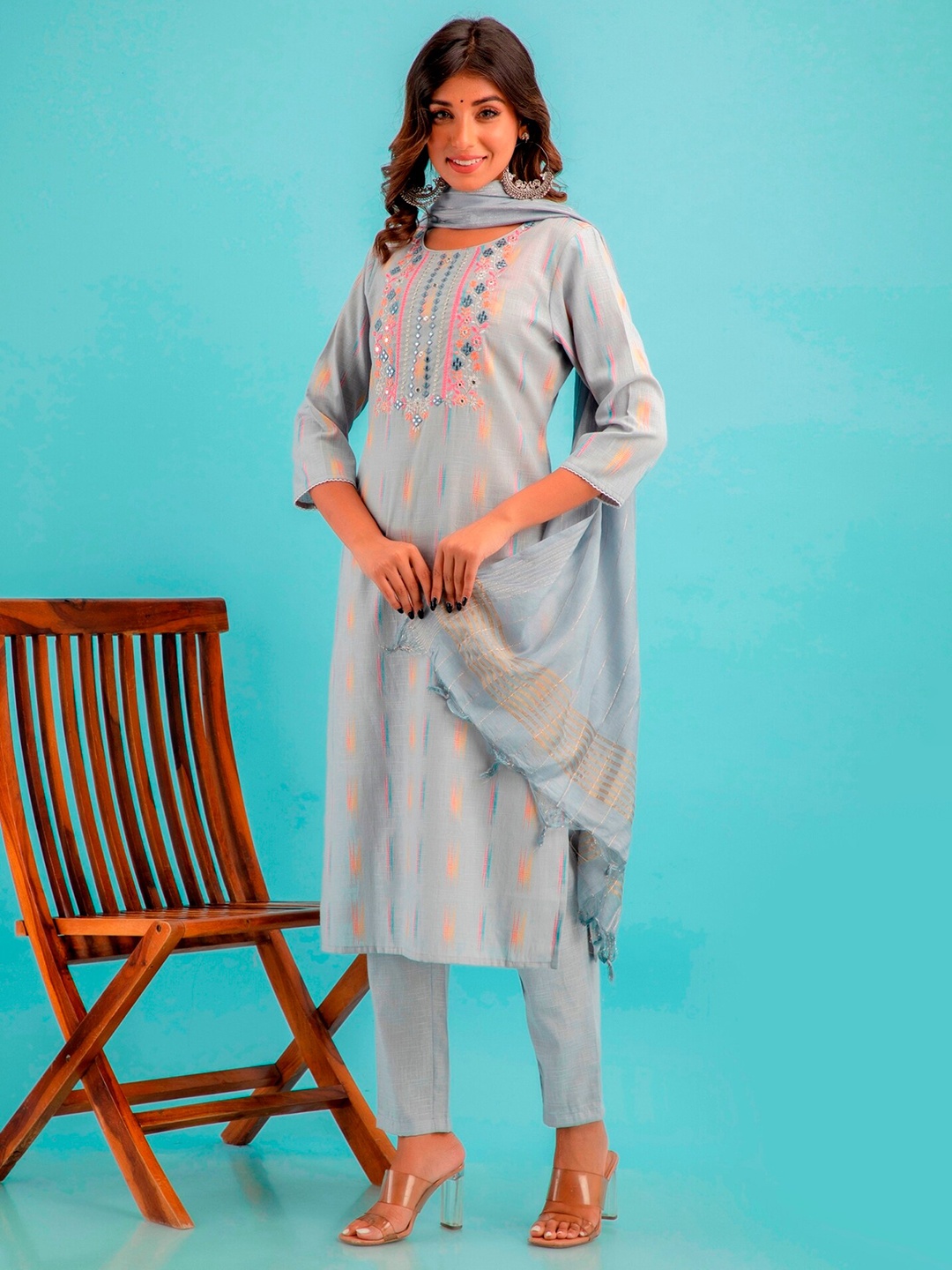 PUKHYA Embroidered Regular Mirror Work Pure Cotton Kurta with Trousers & Dupatta, Grey
PUKHYA Embroidered Regular Mirror Work Pure Cotton Kurta with Trousers & Dupatta, Grey
