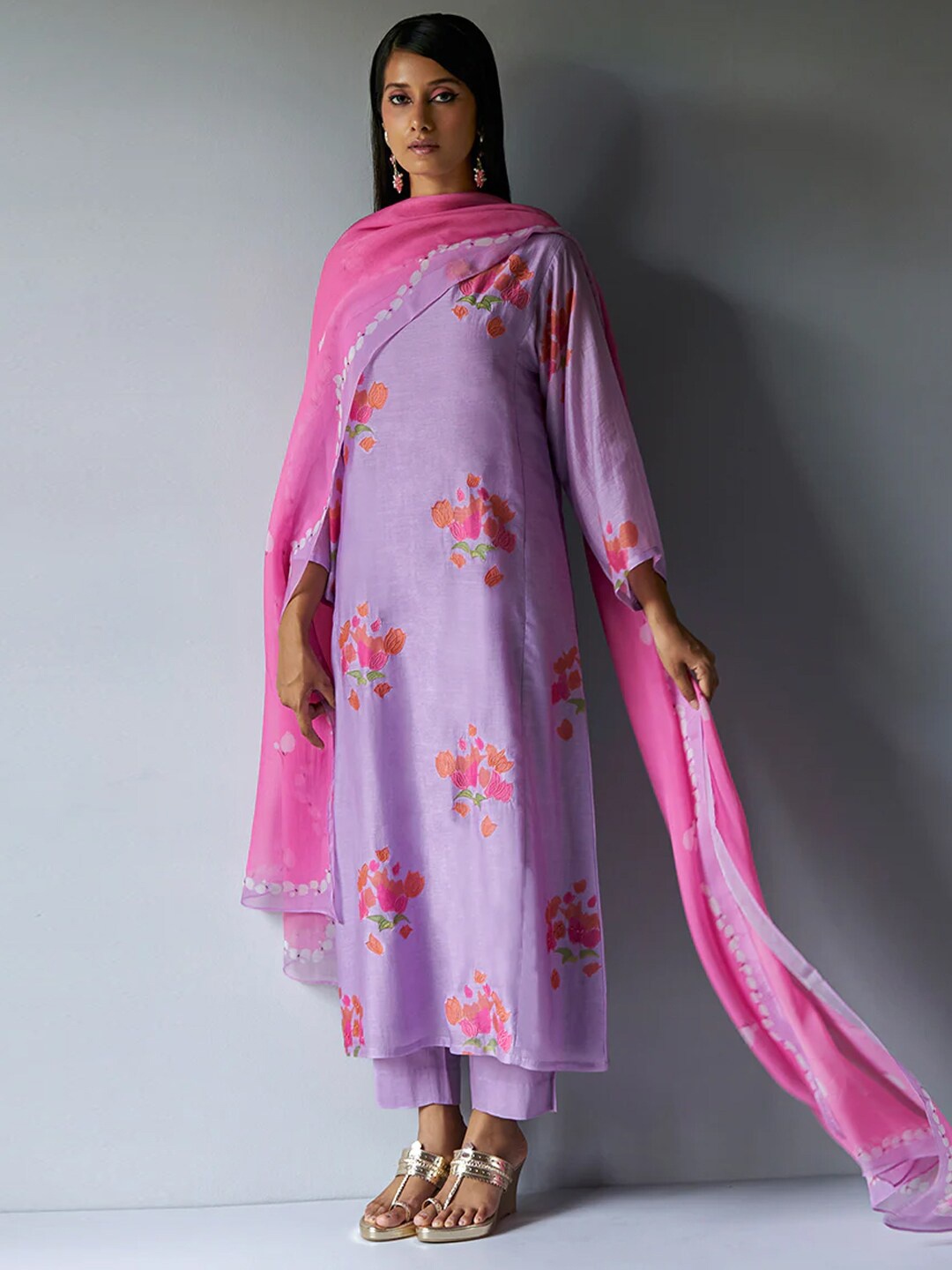 Ganga Floral Embroidered Regular Raw Silk Kurta with Palazzos & With Dupatta, Lavender
Ganga Floral Embroidered Regular Raw Silk Kurta with Palazzos & With Dupatta, Lavender