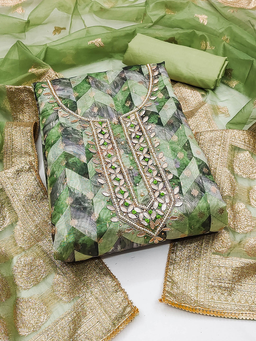KALINI Ethnic Motifs Woven Design Beads And Stones Organza Unstitched Dress Material, Green
KALINI Ethnic Motifs Woven Design Beads And Stones Organza Unstitched Dress Material, Green