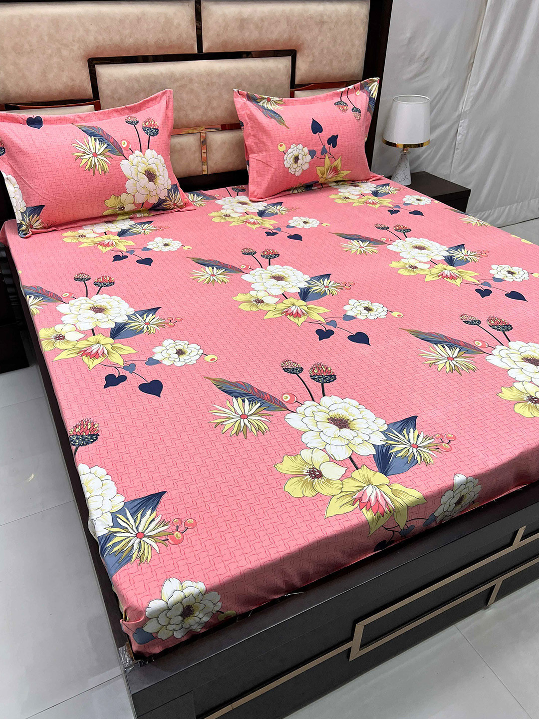 Pure Decor Queen Size Double Bed Bedsheet With 2 Pillow Covers 90in X 100in,228cm X 254cms, Pink 
Pure Decor Queen Size Double Bed Bedsheet With 2 Pillow Covers 90in X 100in,228cm X 254cms, Pink
