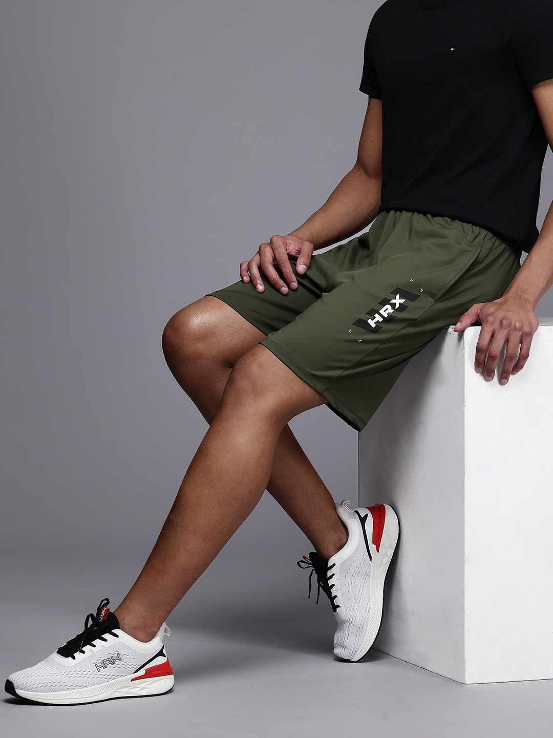 HRX by Hrithik Roshan Men Lifestyle Rapid-Dry Antimicrobial Finish Printed Sports Shorts, Olive
HRX by Hrithik Roshan Men Lifestyle Rapid-Dry Antimicrobial Finish Printed Sports Shorts, Olive