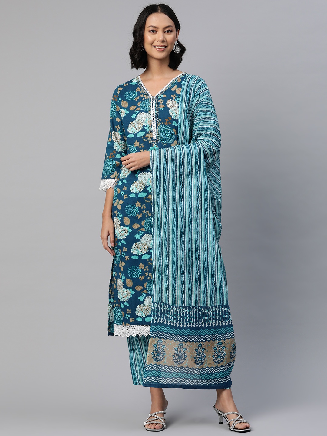 Readiprint Women Floral Printed Regular Sequinned Pure Cotton Kurta Set, Turquoise blue
Readiprint Women Floral Printed Regular Sequinned Pure Cotton Kurta Set, Turquoise blue