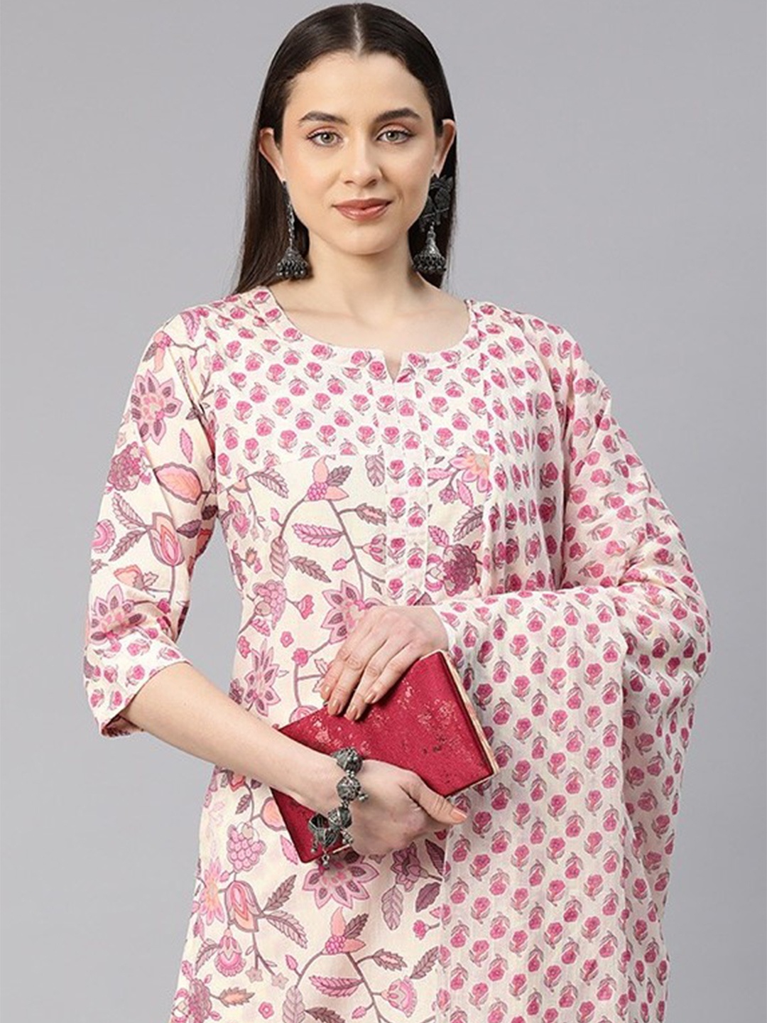 Readiprint Women Floral Printed Regular Pure Cotton Kurta with Palazzos & With Dupatta, Cream
Readiprint Women Floral Printed Regular Pure Cotton Kurta with Palazzos & With Dupatta, Cream