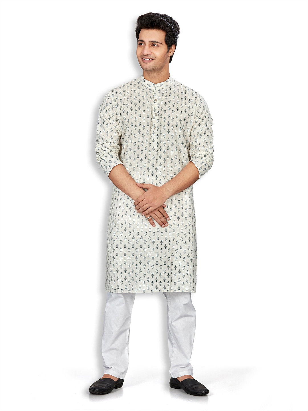 Authentics Mandarin Collar Long Sleeves Floral Printed Straight Kurta with Trousers, Beige
Authentics Mandarin Collar Long Sleeves Floral Printed Straight Kurta with Trousers, Beige