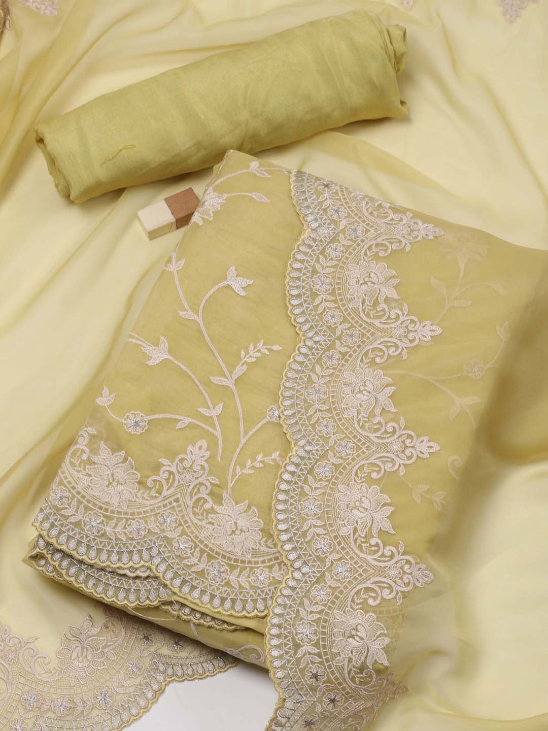 Meena Bazaar Floral Embroidered Thread Work Organza Unstitched Dress Material, Yellow
Meena Bazaar Floral Embroidered Thread Work Organza Unstitched Dress Material, Yellow