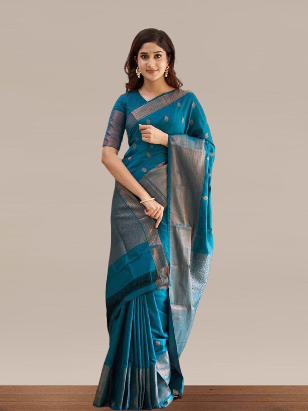 Areca Designer Woven Design Ethnic Motifs Zari Art Silk Banarasi Saree, Turquoise blue
Areca Designer Woven Design Ethnic Motifs Zari Art Silk Banarasi Saree, Turquoise blue