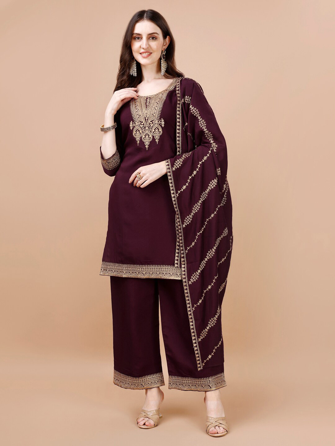 KALINI Ethnic Motifs Embroidered Thread Work Kurta with Palazzos & With Dupatta, Purple
KALINI Ethnic Motifs Embroidered Thread Work Kurta with Palazzos & With Dupatta, Purple