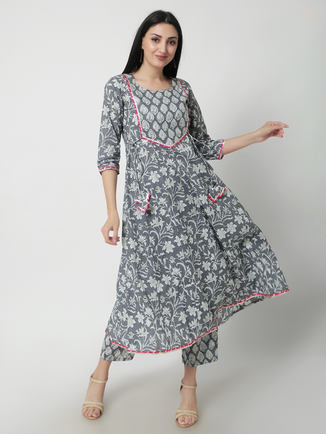 KALINI Floral Printed Gotta Patti Pure Cotton Anarkali Kurta with Trousers & Dupatta, Grey
KALINI Floral Printed Gotta Patti Pure Cotton Anarkali Kurta with Trousers & Dupatta, Grey