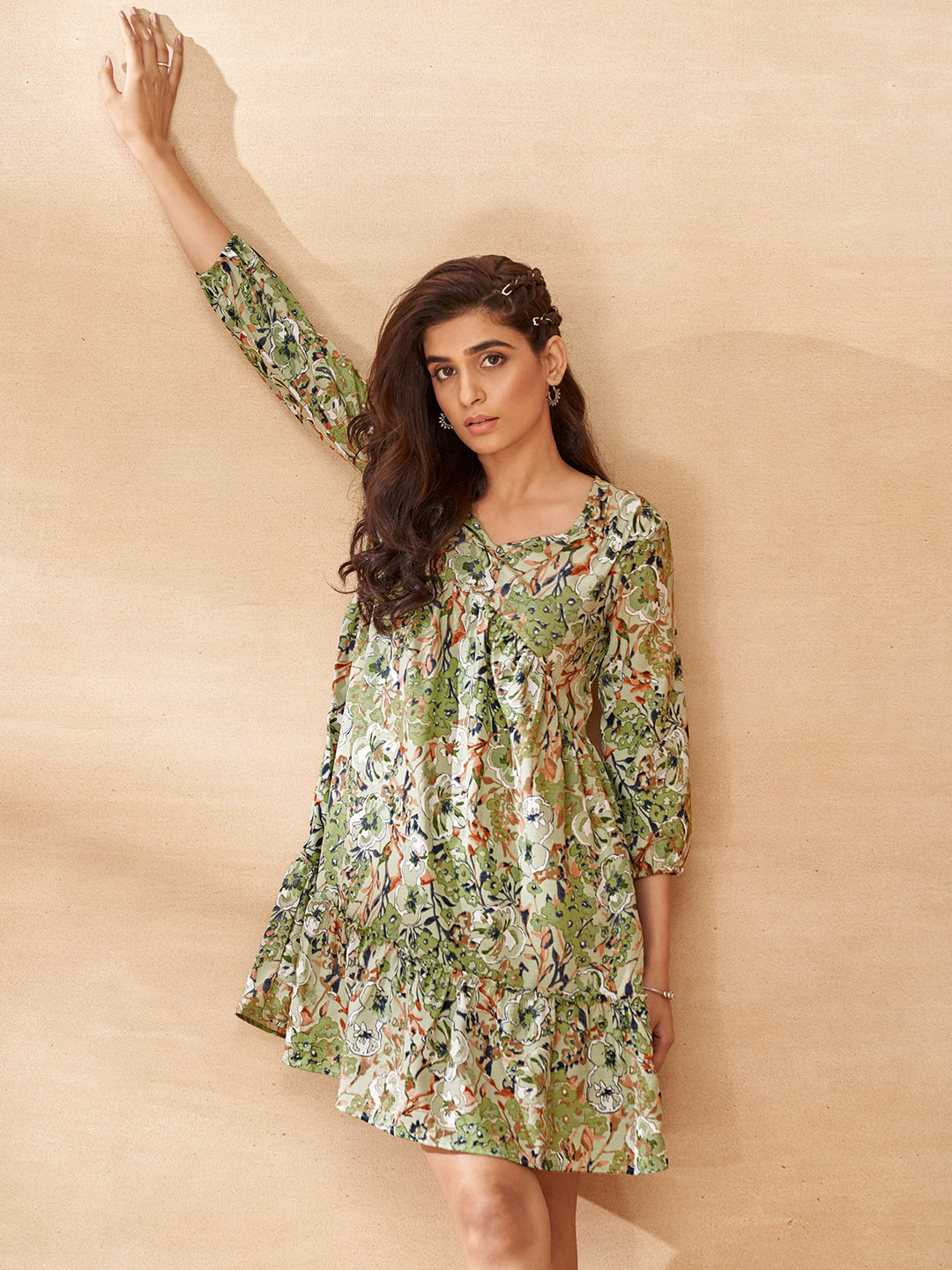 DRESOUL Floral Printed Sweet Heart Neck A-Line Dress, Green 
DRESOUL Floral Printed Sweet Heart Neck A-Line Dress, Green