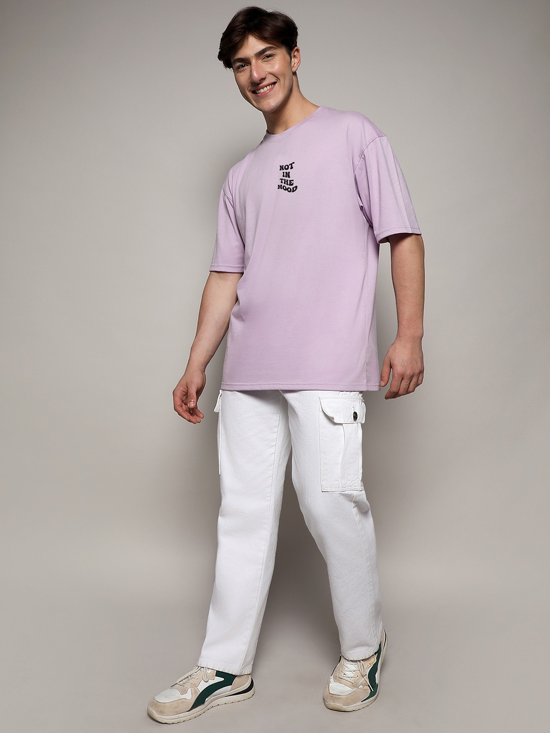 Campus Sutra Graphic Printed Drop-Shoulder Sleeves Printed Cotton Oversized T-shirt, Purple
Campus Sutra Graphic Printed Drop-Shoulder Sleeves Printed Cotton Oversized T-shirt, Purple