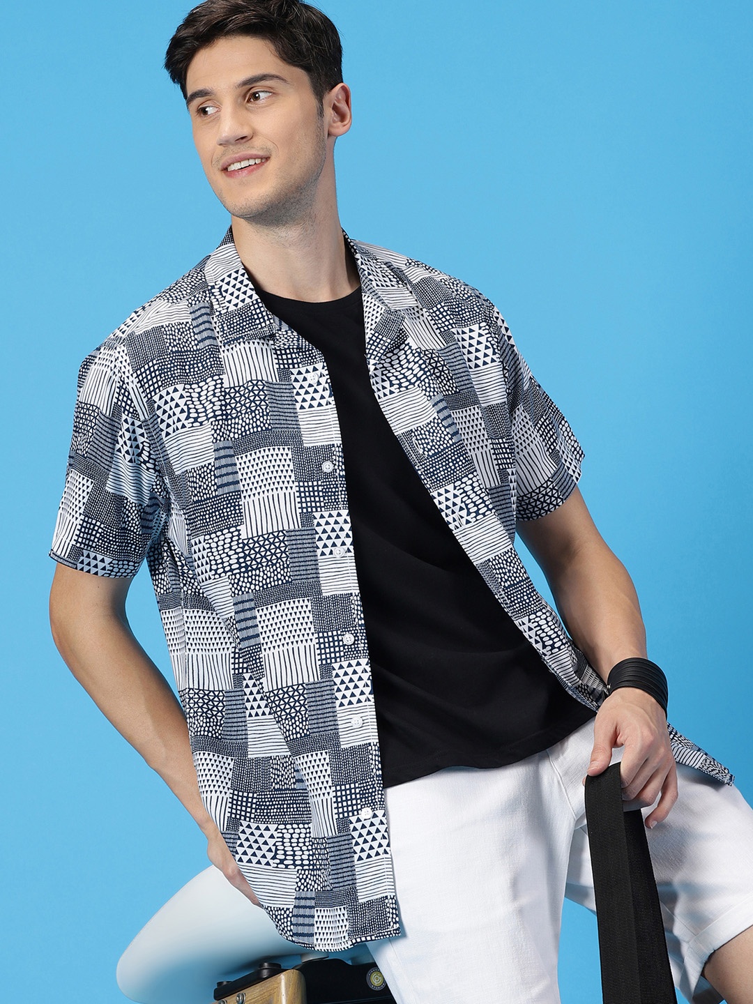 Mast & Harbour Spread Collar Short Sleeves Classic Slim Fit Geometric Printed Casual Shirt, Navy blue
Mast & Harbour Spread Collar Short Sleeves Classic Slim Fit Geometric Printed Casual Shirt, Navy blue