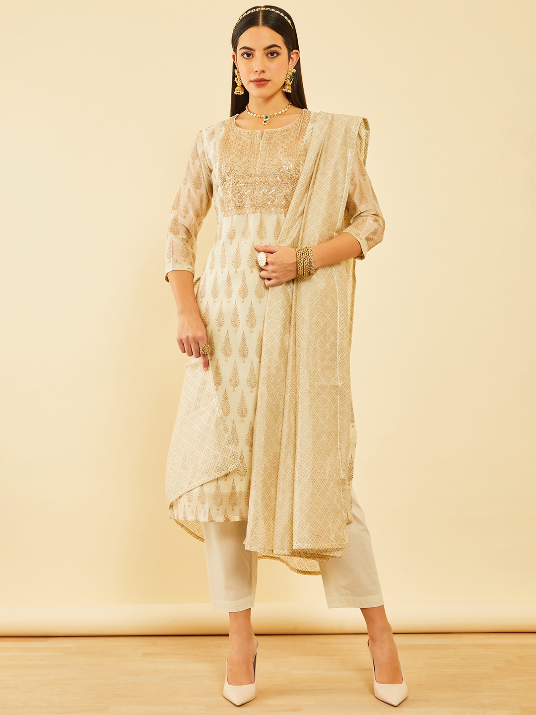 Soch Women Floral Printed Chanderi Silk Straight Kurta With Trousers & Dupatta, Off white
Soch Women Floral Printed Chanderi Silk Straight Kurta With Trousers & Dupatta, Off white