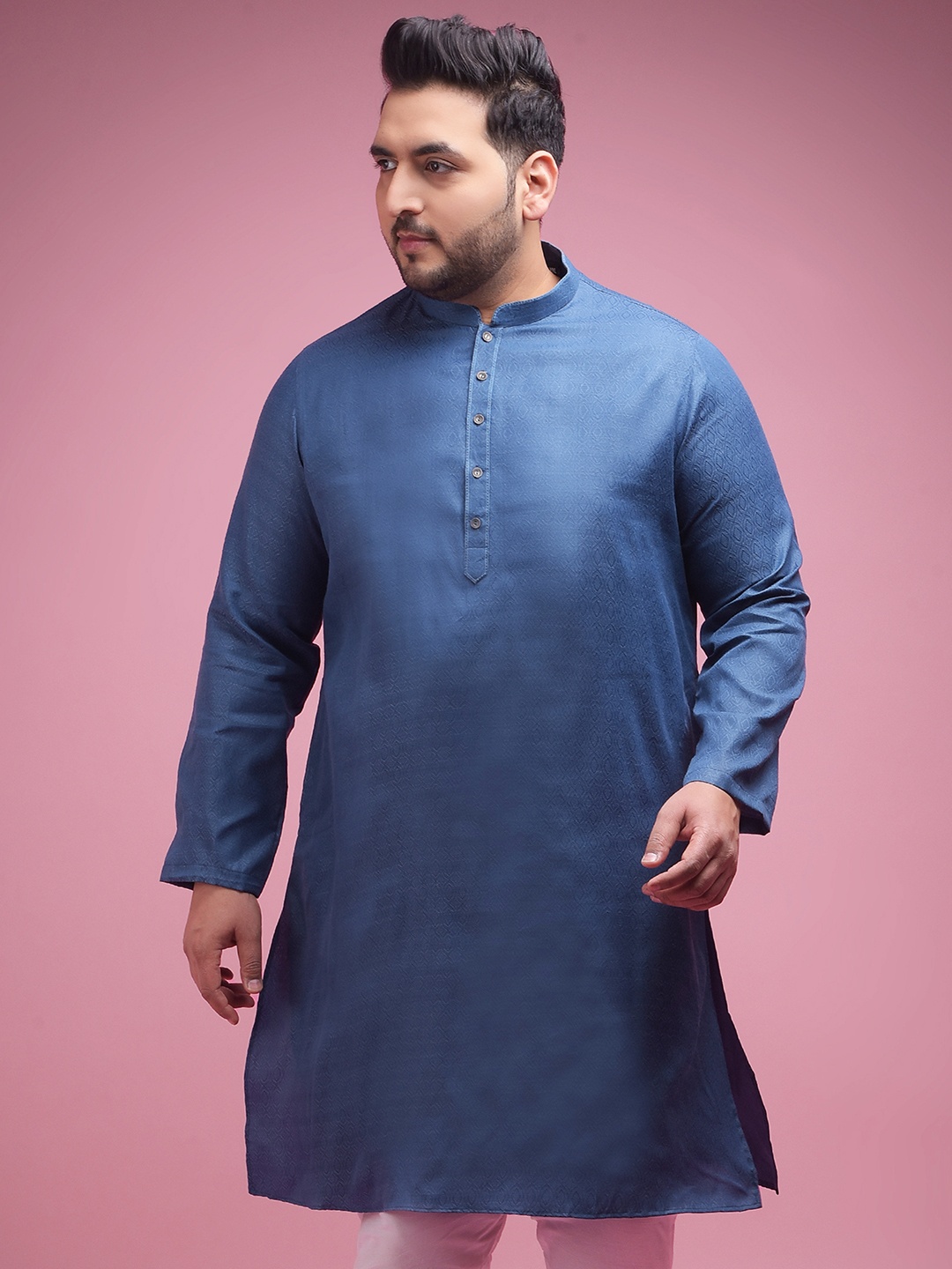Sztori Plus Size Ethnic Motifs Woven Design Mandarin Collar Jacquard Kurta, Navy blue
Sztori Plus Size Ethnic Motifs Woven Design Mandarin Collar Jacquard Kurta, Navy blue