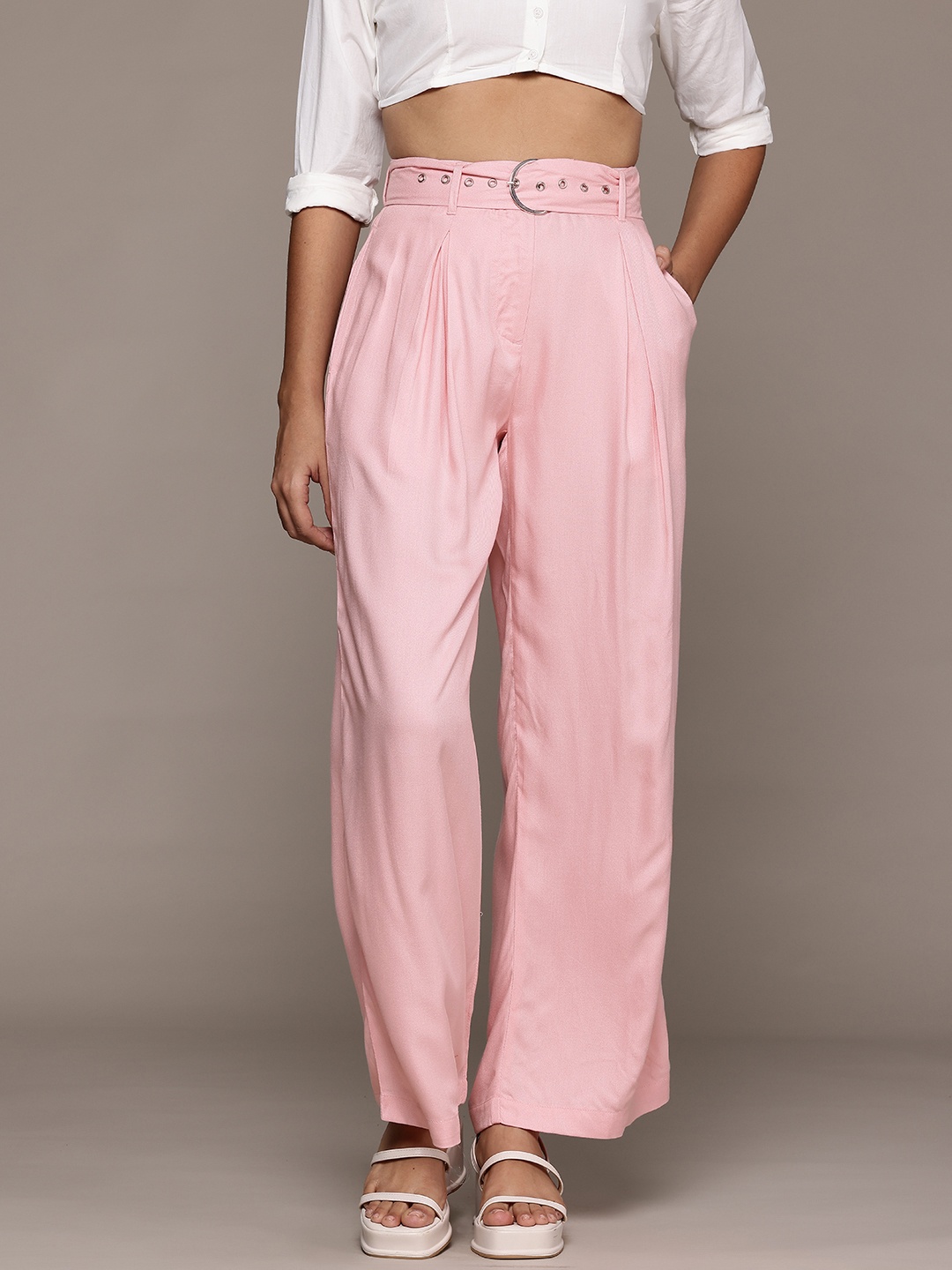 The Roadster Lifestyle Co. Women Super Wide Leg Korean Pants with Belt, Pink
The Roadster Lifestyle Co. Women Super Wide Leg Korean Pants with Belt, Pink