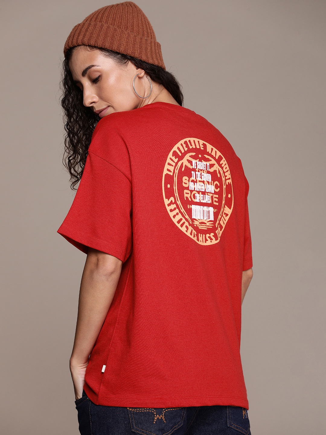 The Roadster Life Co. Typography Printed Drop-Shoulder Sleeves Oversized T-shirt, Red
The Roadster Life Co. Typography Printed Drop-Shoulder Sleeves Oversized T-shirt, Red