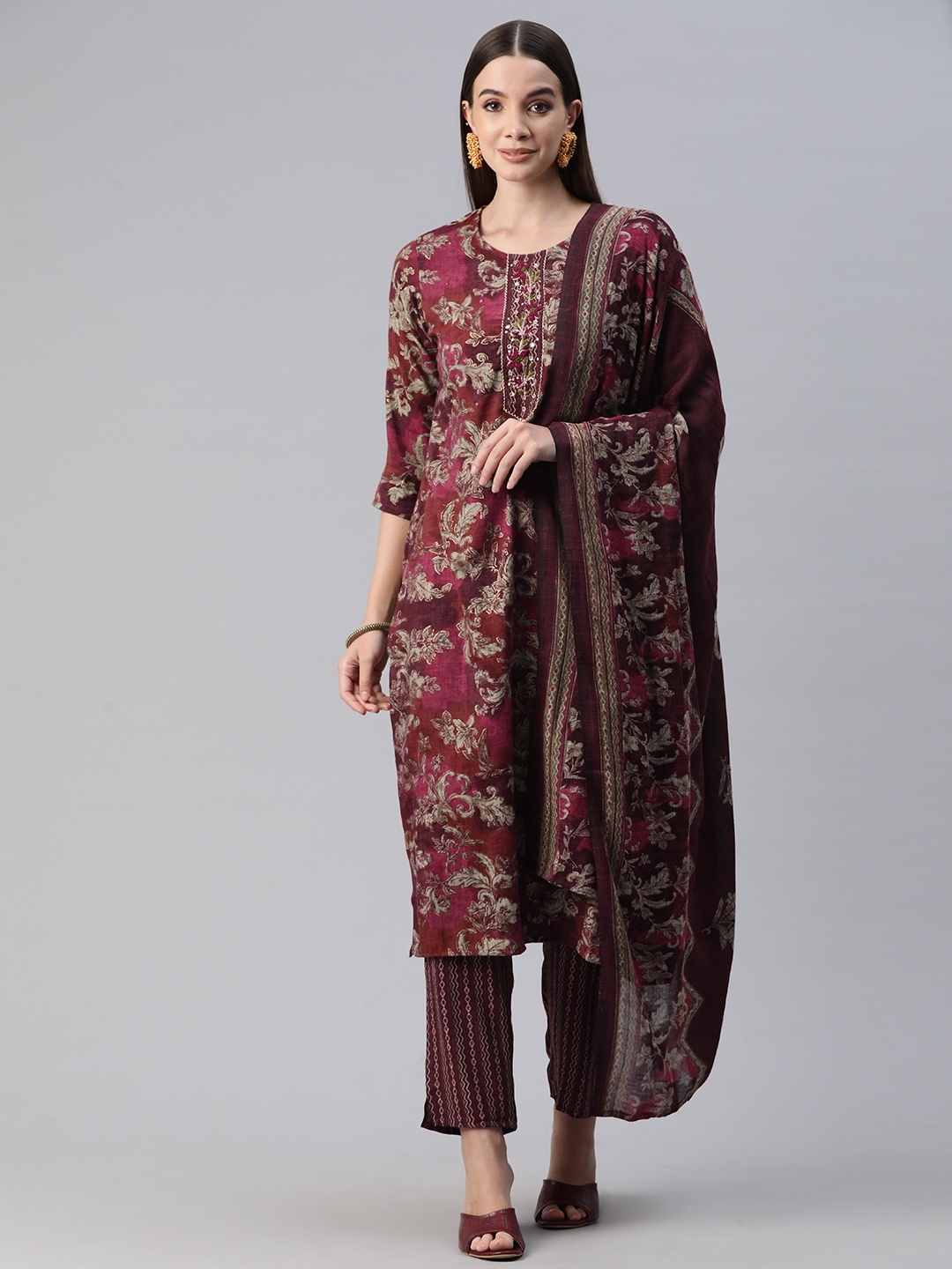 Readiprint Floral Printed Thread Work Pure Cotton Kurta with Trousers & Dupatta, Maroon
Readiprint Floral Printed Thread Work Pure Cotton Kurta with Trousers & Dupatta, Maroon